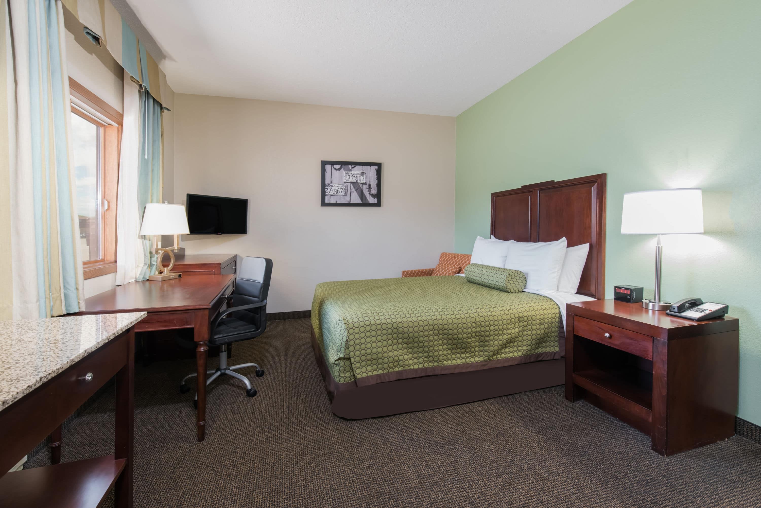 Efficiency, King Bed