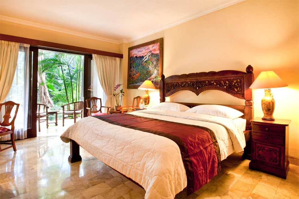 Hotel Kumala Pantai 16/75