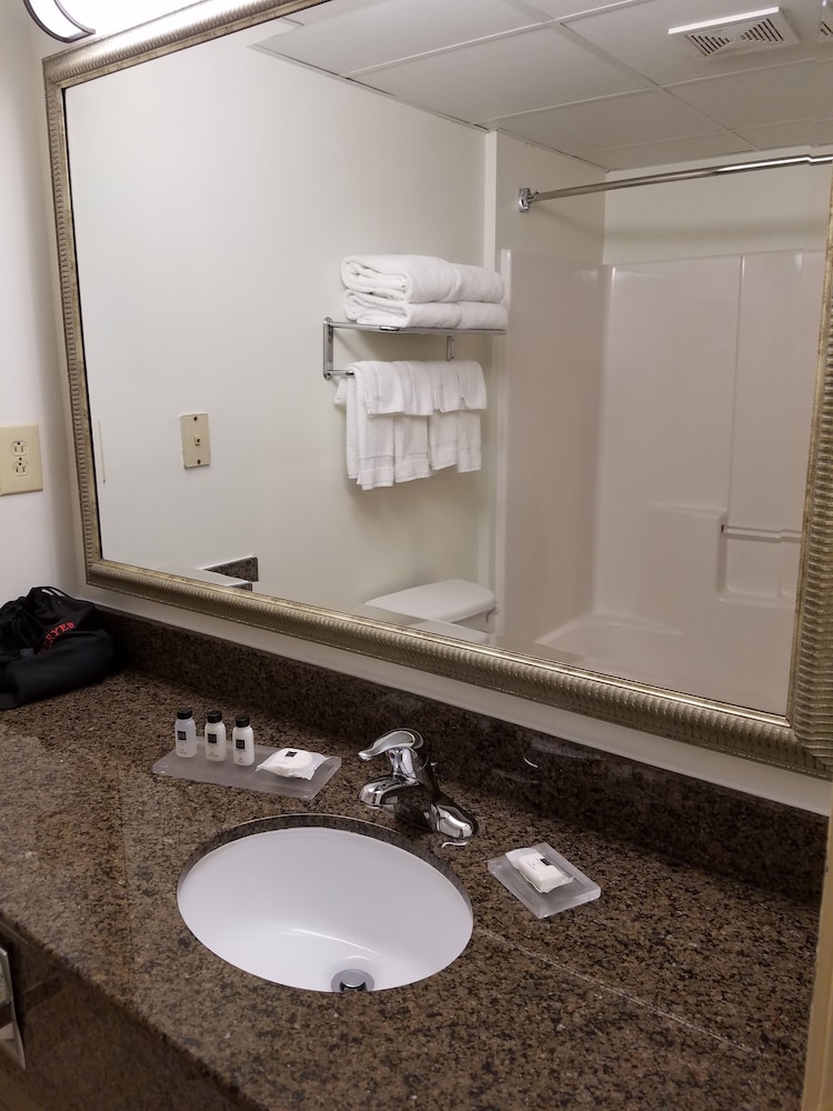 Country Inn Suites By Radisson Lexington Va 20/57