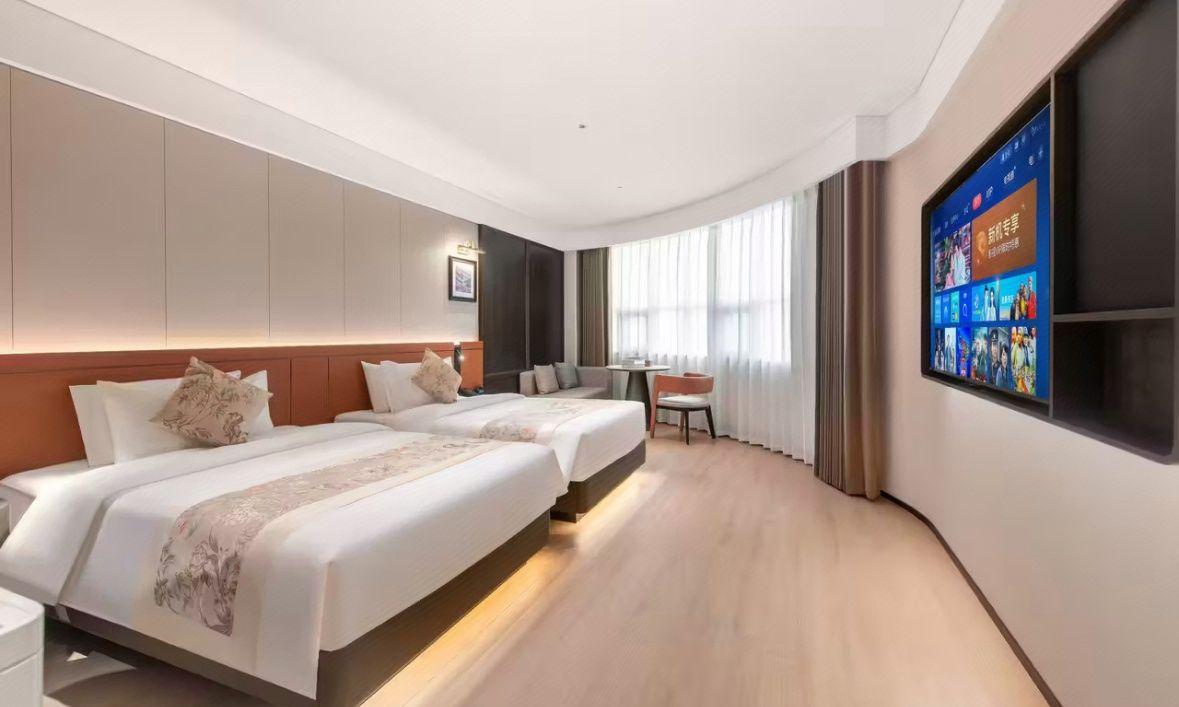 Zhengzhou Xingang Holiday Hotel 8/20