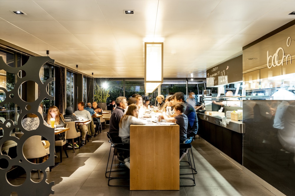 Ibis Zurich Adliswil 46/74