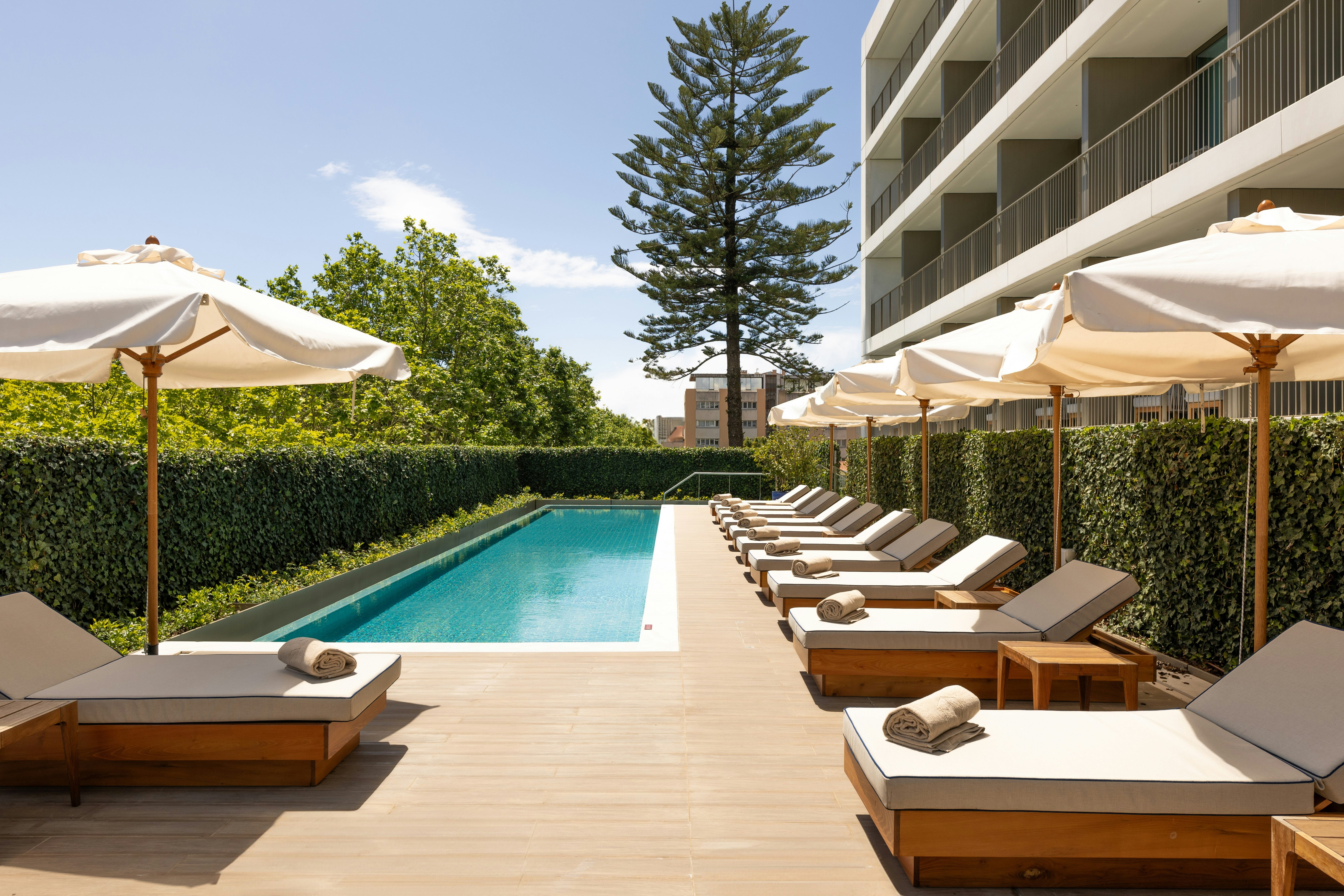 Legacy Hotel Cascais Curio Collection by Hilton 43/43