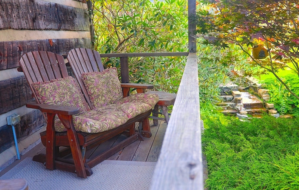 Azalea Garden Inn 34/50