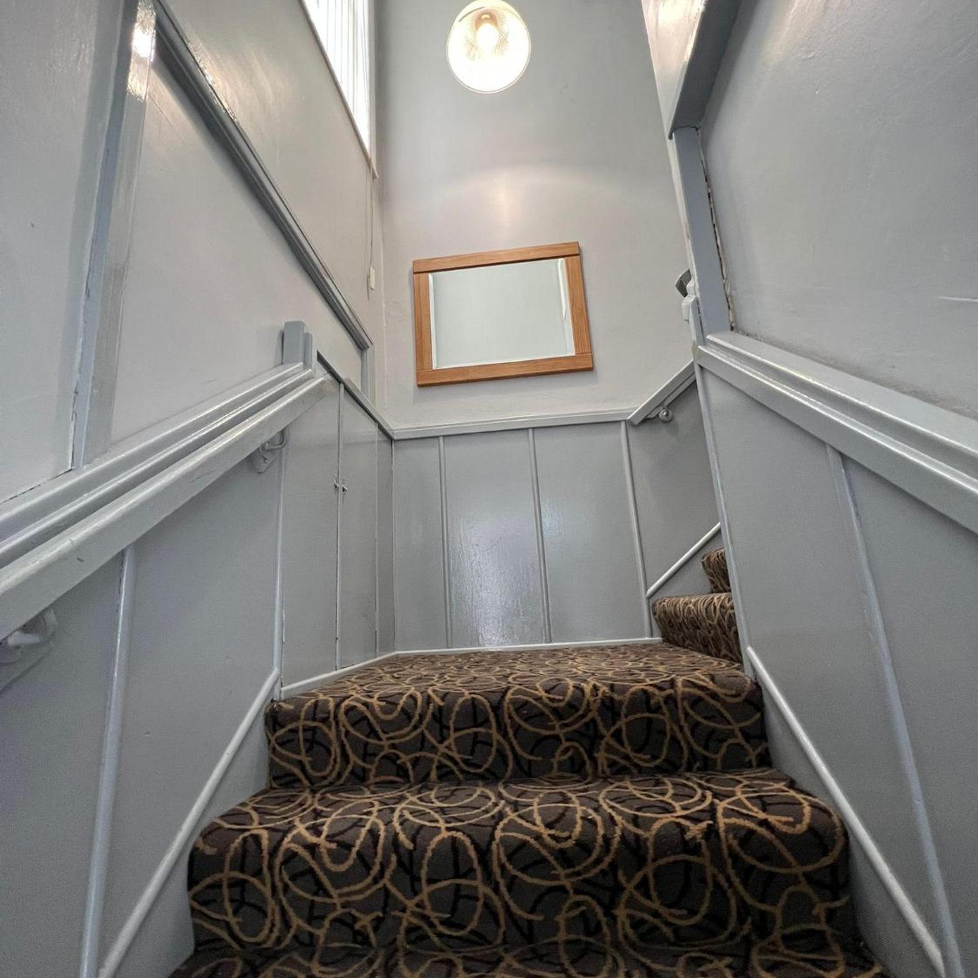 Assheton Arms Hotel 35/44