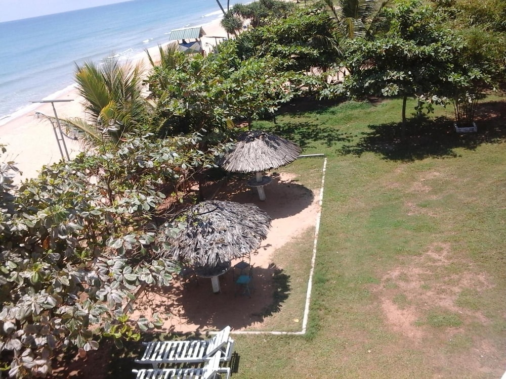 Sea View Beach Hotel 40/47
