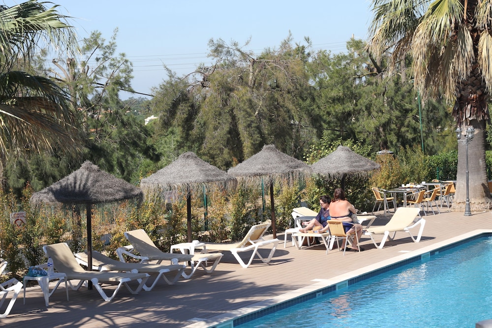 Hotel Pinhal Do Sol 45/50