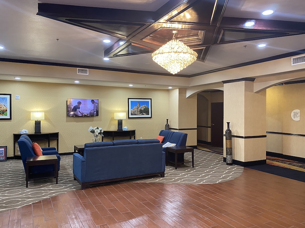 Comfort Suites At Lake Worth 10/47