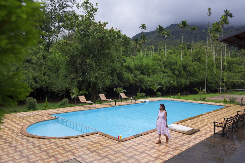 Vythiri Holiday Resorts 11/24