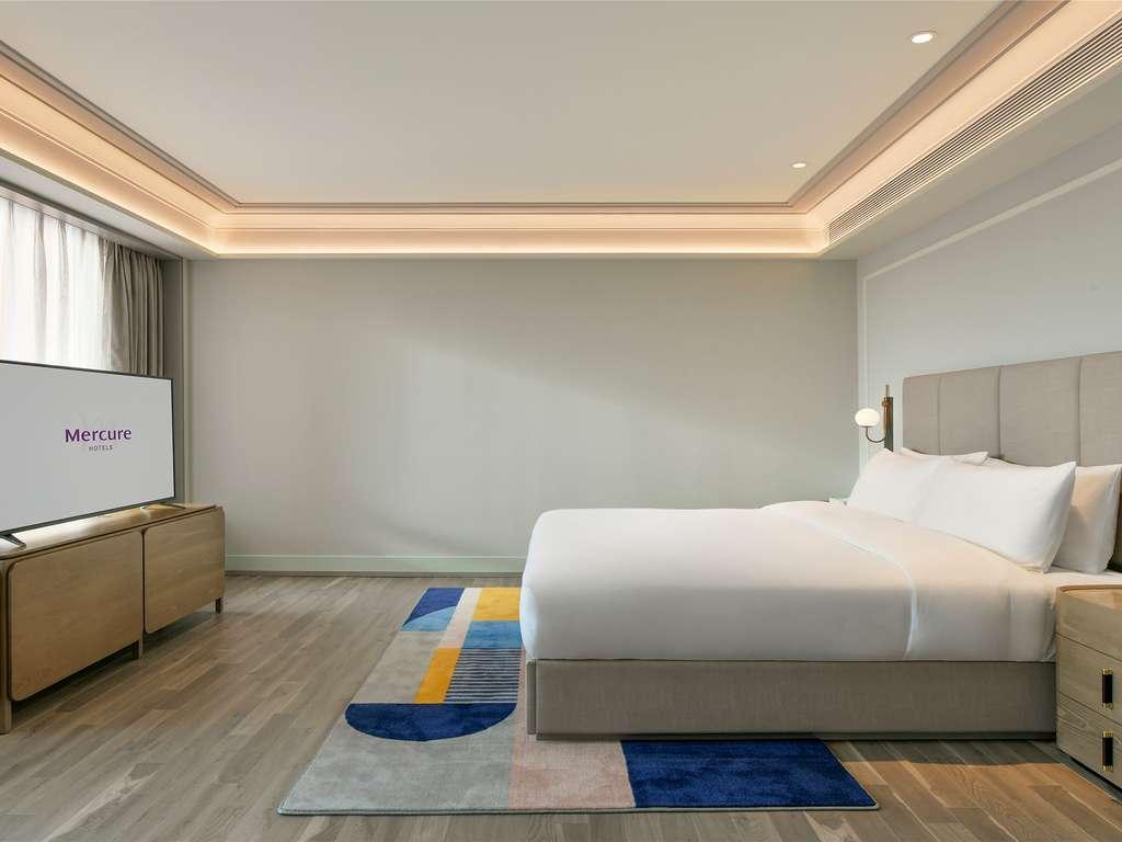 Executive, Suite, King Bed, Riverside