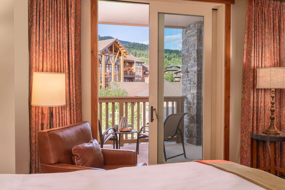 The Lodge At Spruce Peak 65/83