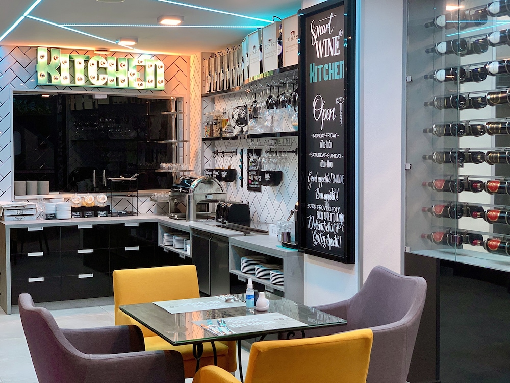 Smart Hotel Budapest 66/81