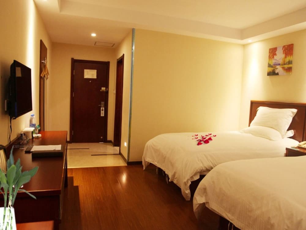 Greentree Inn Yulin Jincheng Commercial Building Shell Hotel 43/58