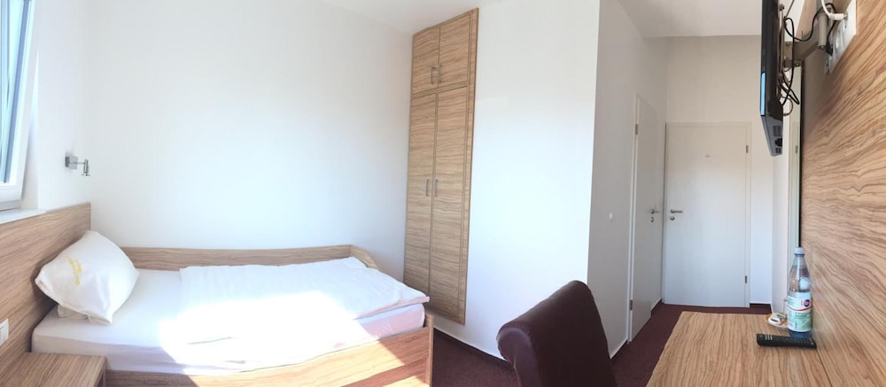 Garten Hotel Bonn 15/32