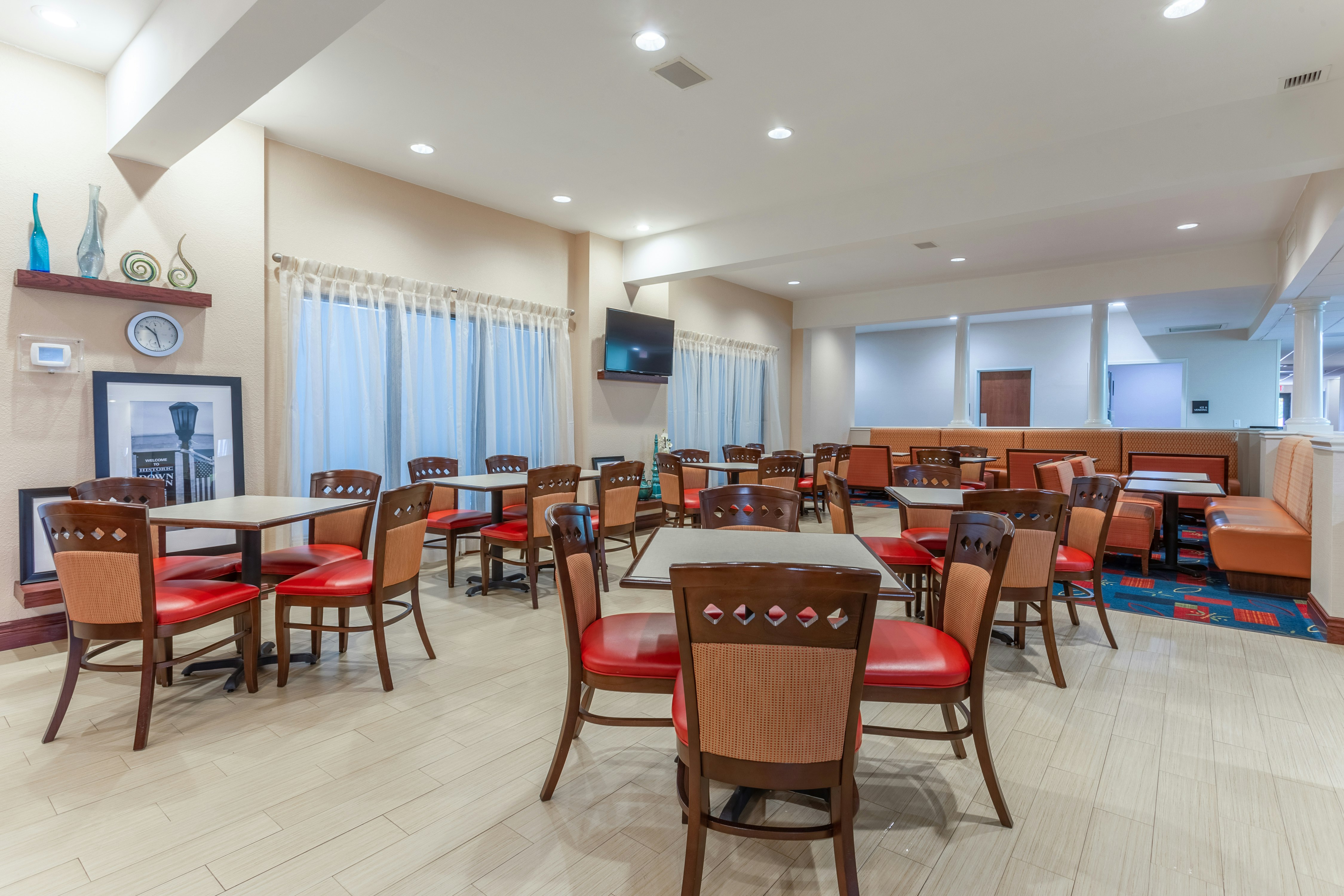 Hampton Inn Jefferson City at Capital Mall 32/43