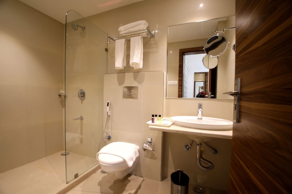 Hotel Narayanam 19/21