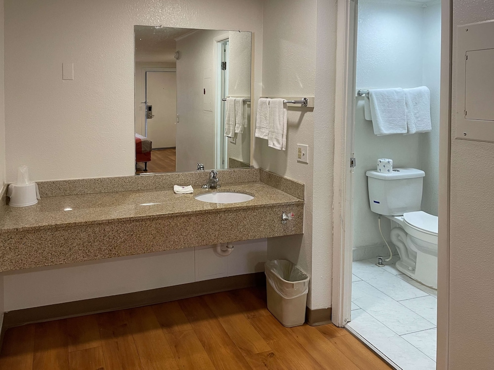 Motel6 Hagerstown, MD 31/36