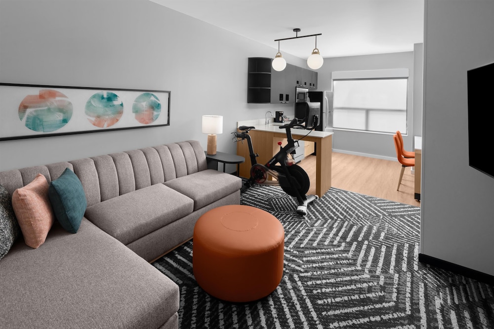 HYATT house Pittsburgh-South Side 40/68