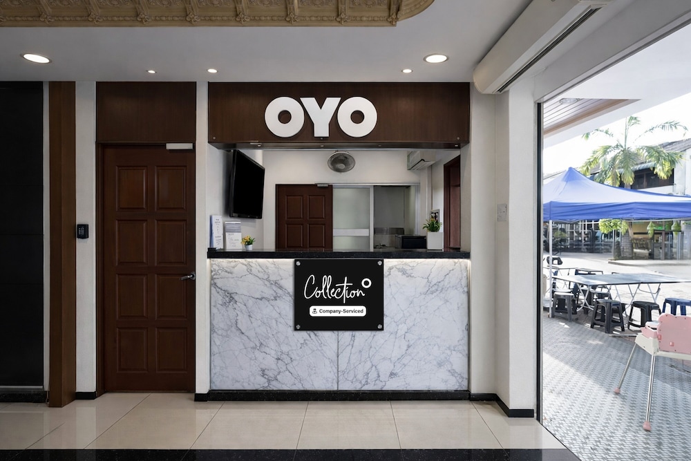 OYO 998 Queen City Hotel 6/50