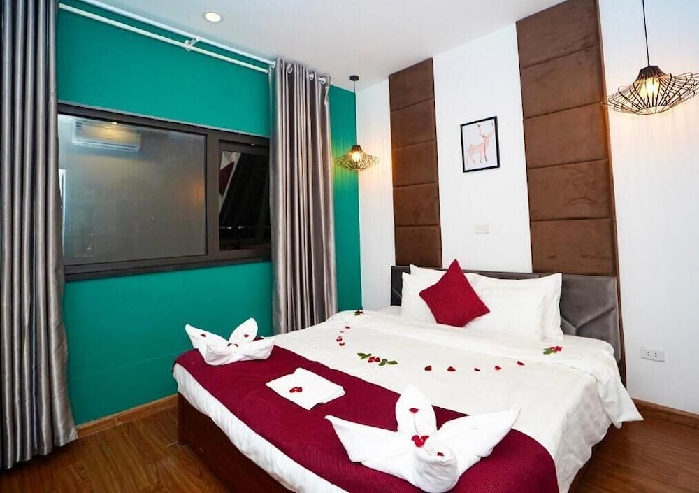 NT Elysian Hotel 35/76