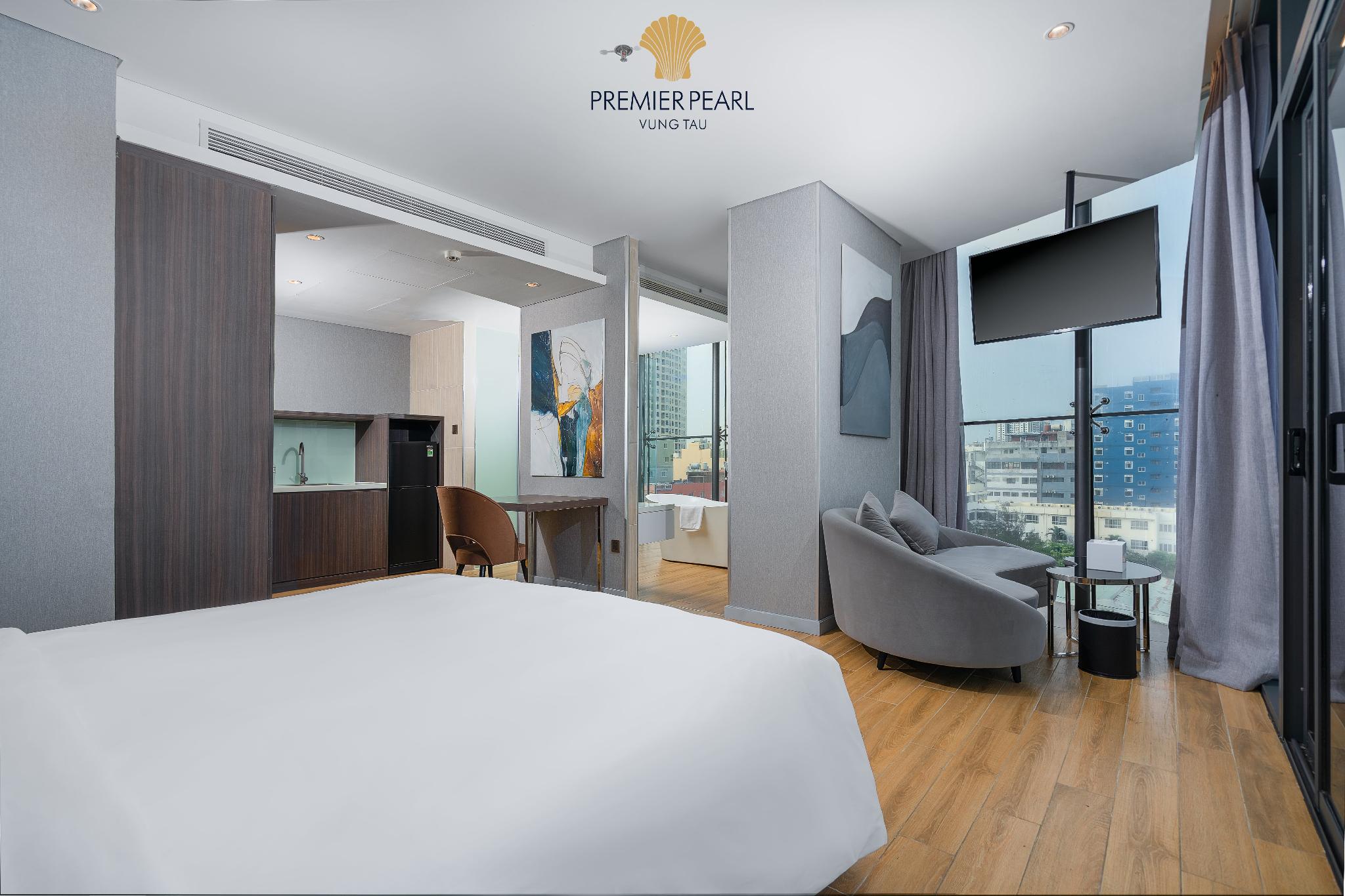 Suite, King Bed, Ocean Front