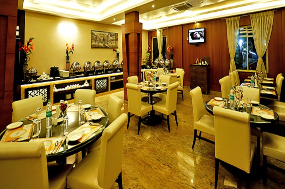 Park Inn & Suites by Radisson Bengaluru Yelahanka 41/50