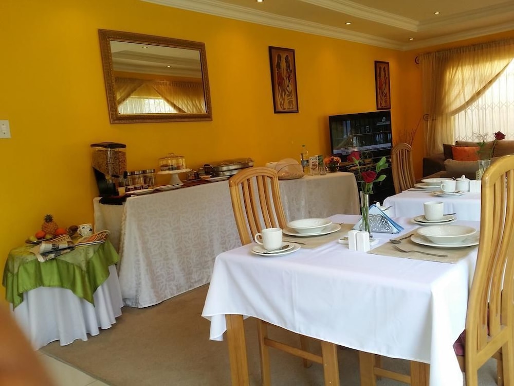 Alicia's B&B 15/19