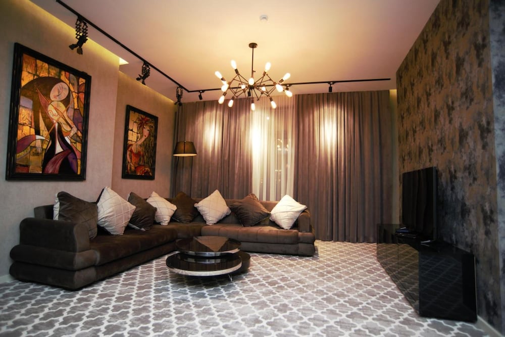Gallery Art Hotel 29/41