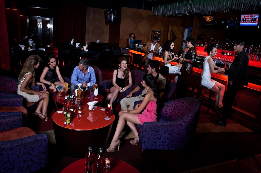 NagaWorld Hotel & Entertainment Complex 22/50
