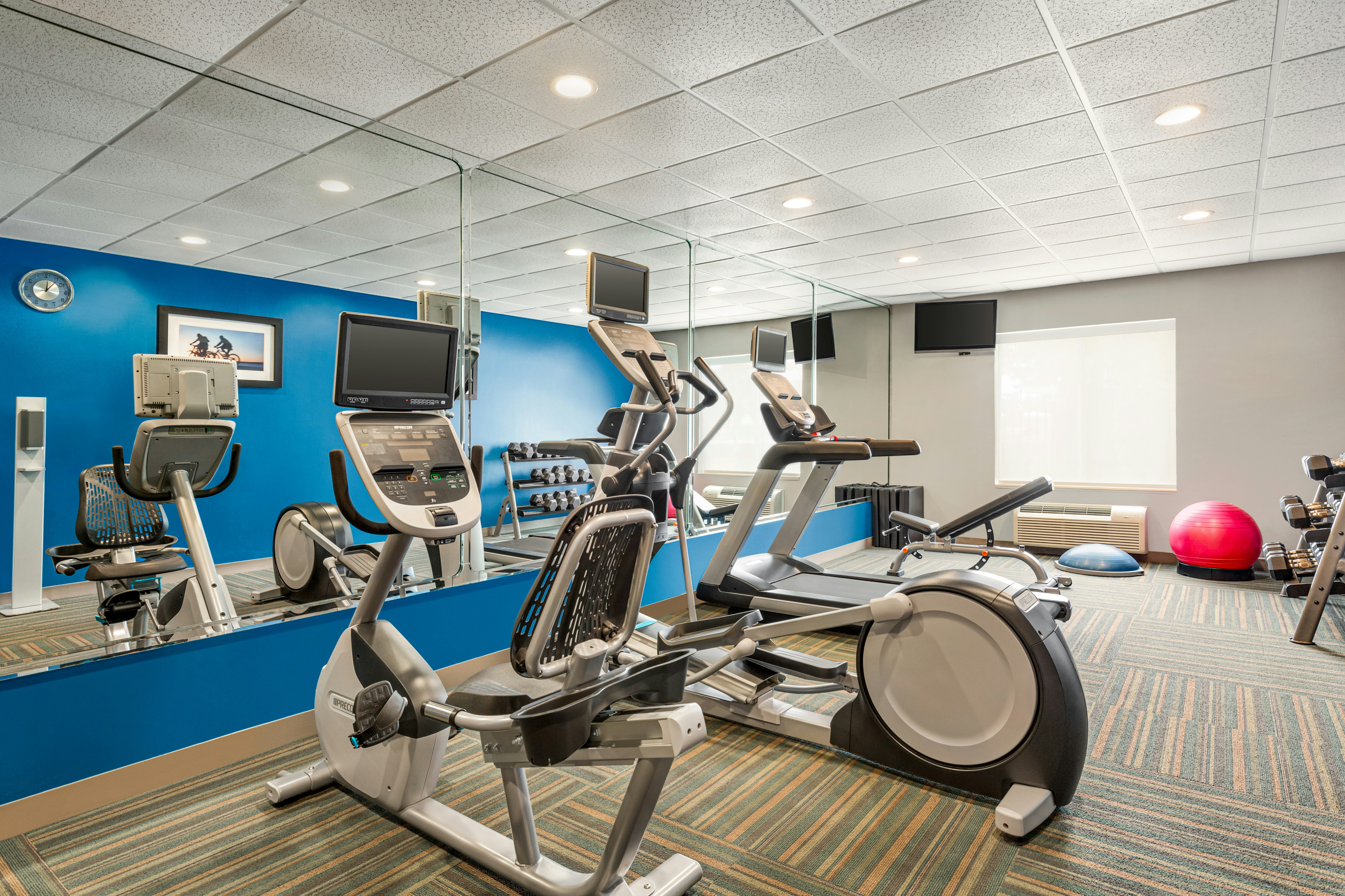Holiday Inn Express Hotel Suites Live Oak 46/71