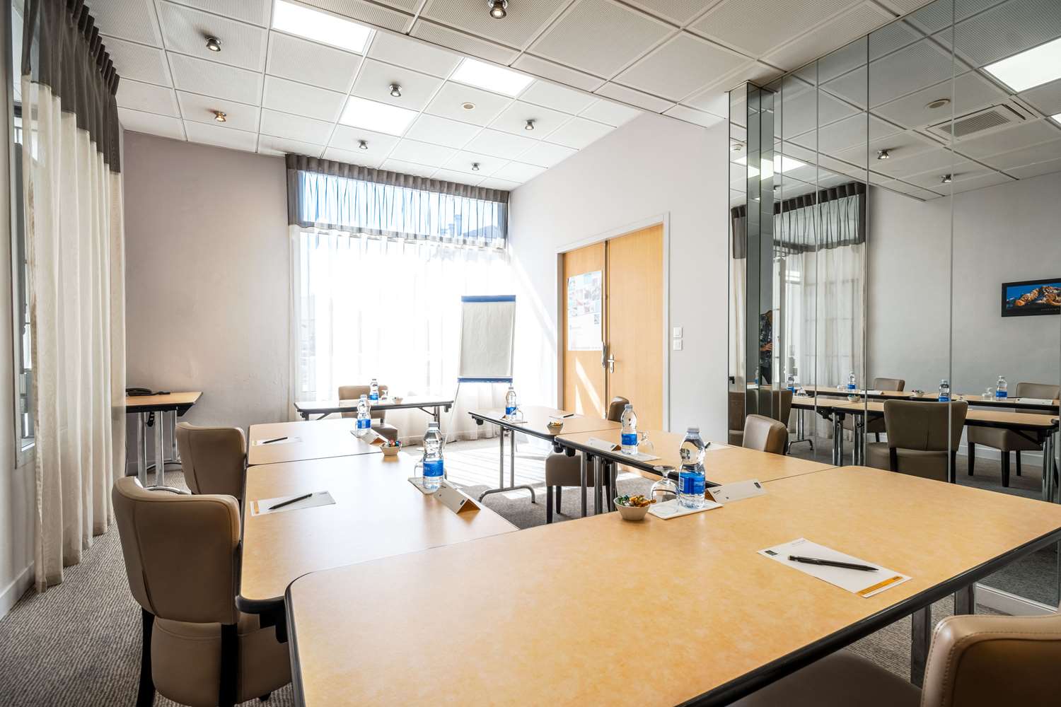 Quality Hotel Pau Centre Bosquet 6/13