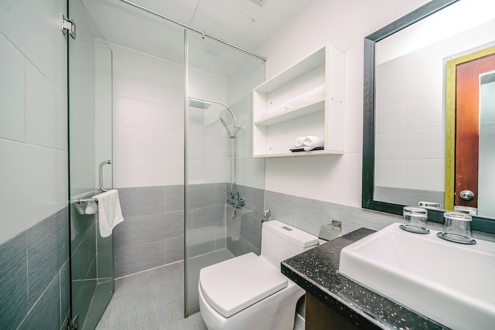 Gemma Hotel 62/63
