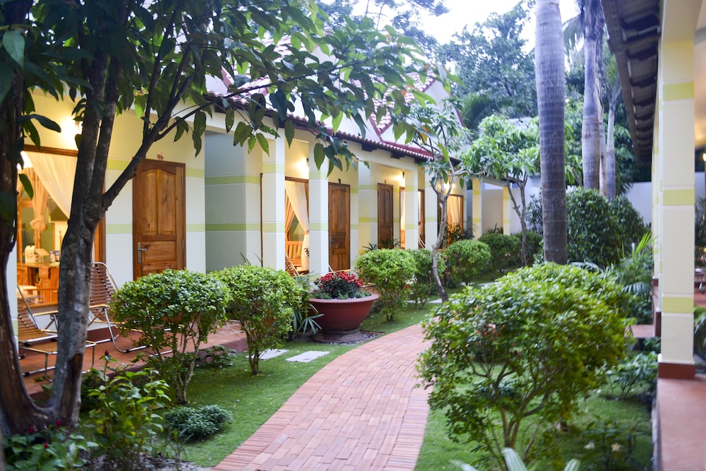 Ngoc Viet Bungalow 39/42