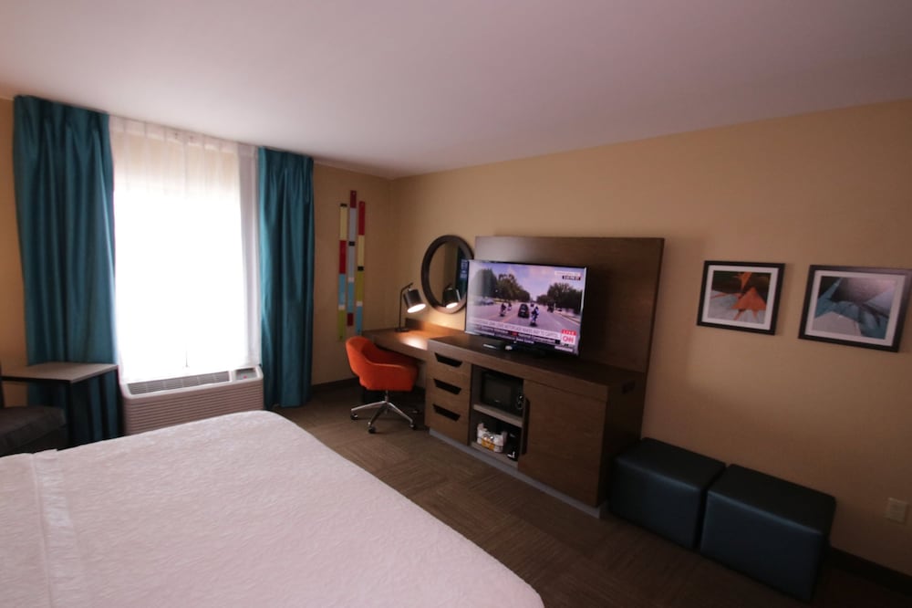 Hampton Inn & Suites Jacksonville - Beach Boulevard/Mayo Clinic Area 21/54