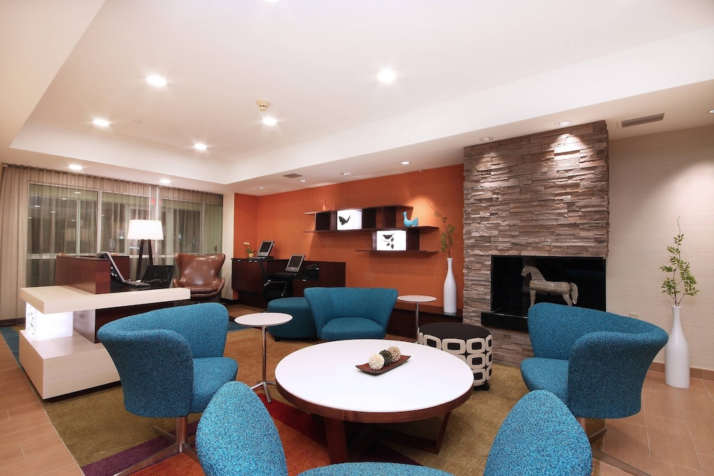 Best Western Plus Las Colinas Inn & Suites 41/58
