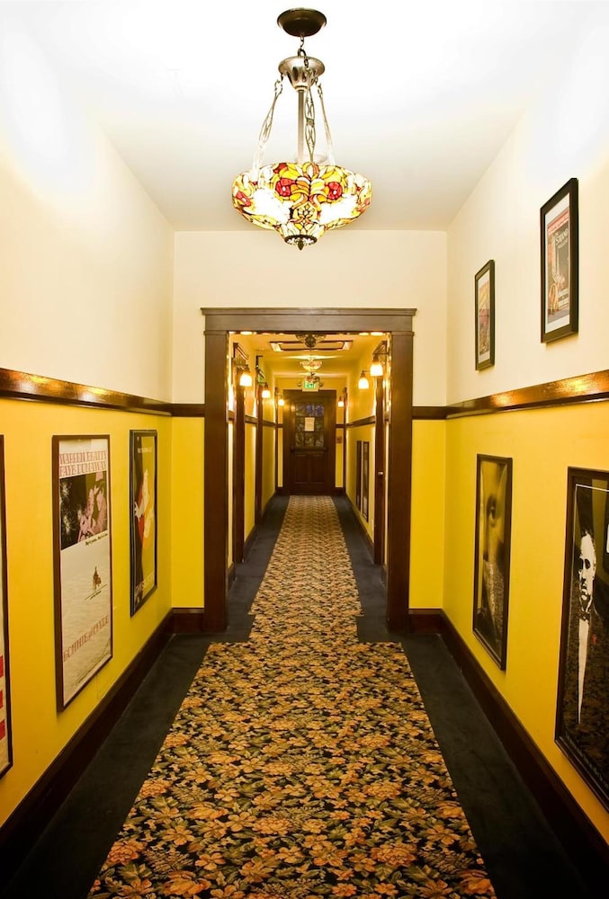 Glen Tavern Inn 5/58