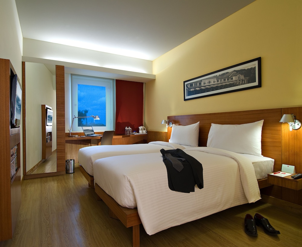 Ibis Pune Viman Nagar 23/68
