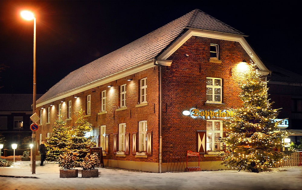 Hotel- Restaurant Doppeladler 4/50