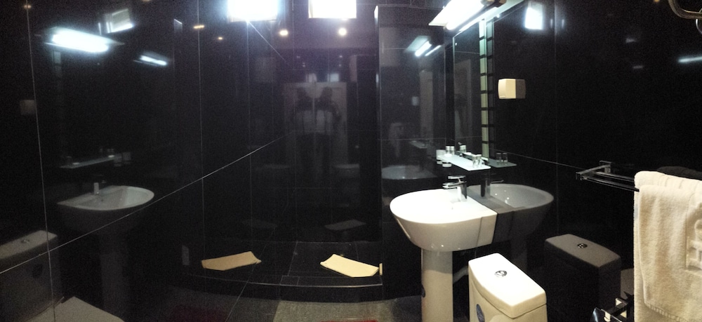 Bali Colosseum Hotel 49/50