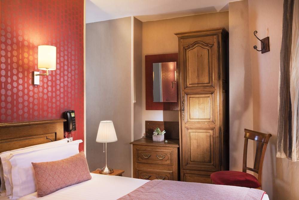 WELCOME HOTEL 34/57
