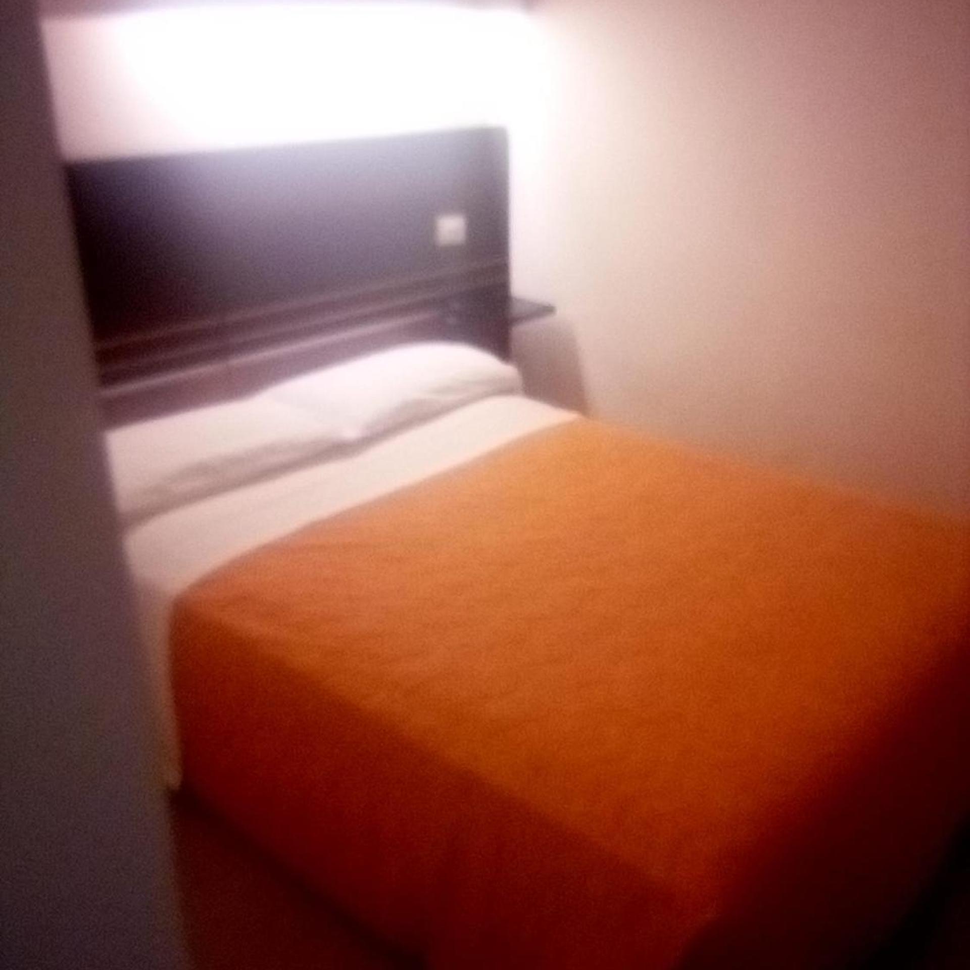 ROOM, SINGLE, SMALL