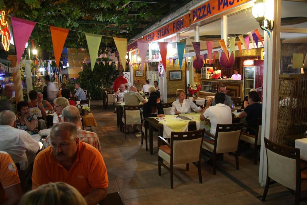 Bayram Apart Hotel 28/40