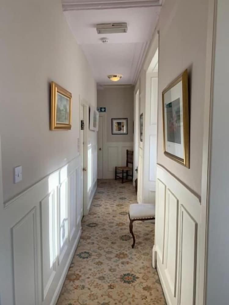 PORT CHARLOTTE HOTEL 26/50