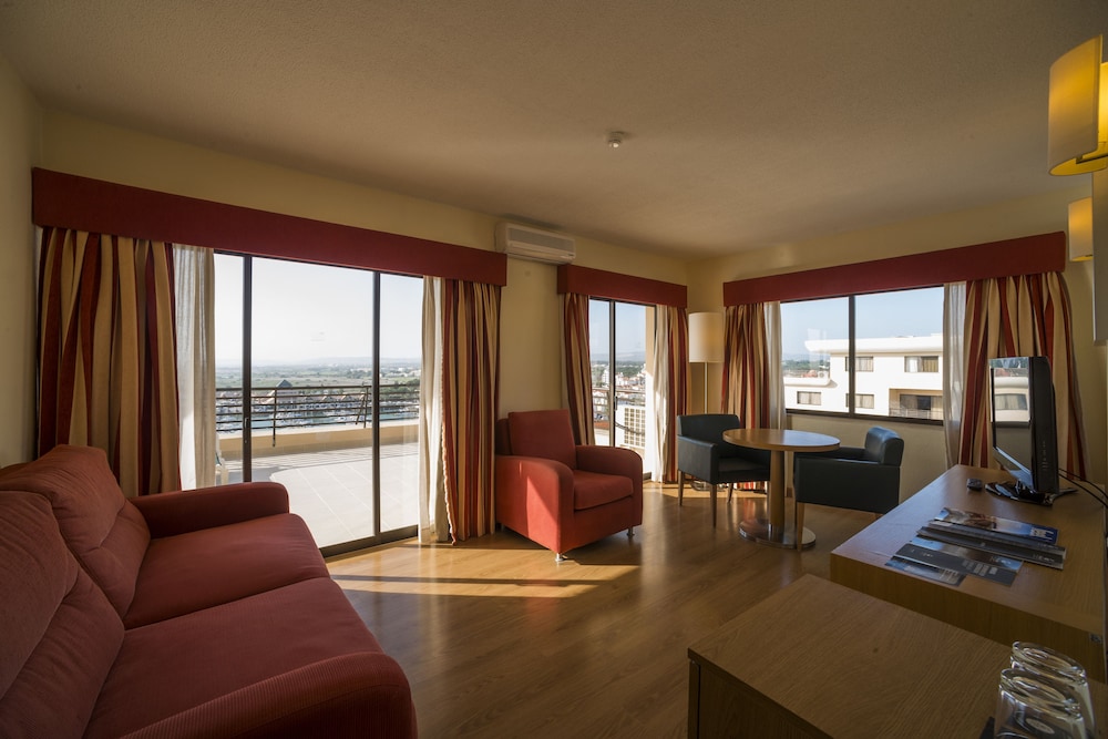 VILA GALE MARINA 28/50