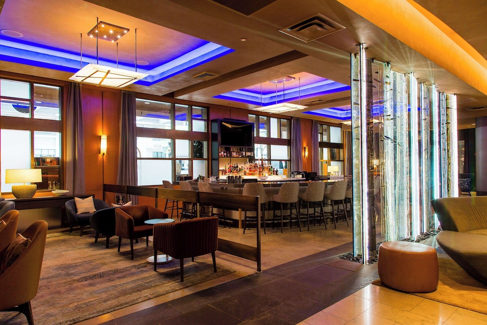 Grand Hyatt Seattle 43/53