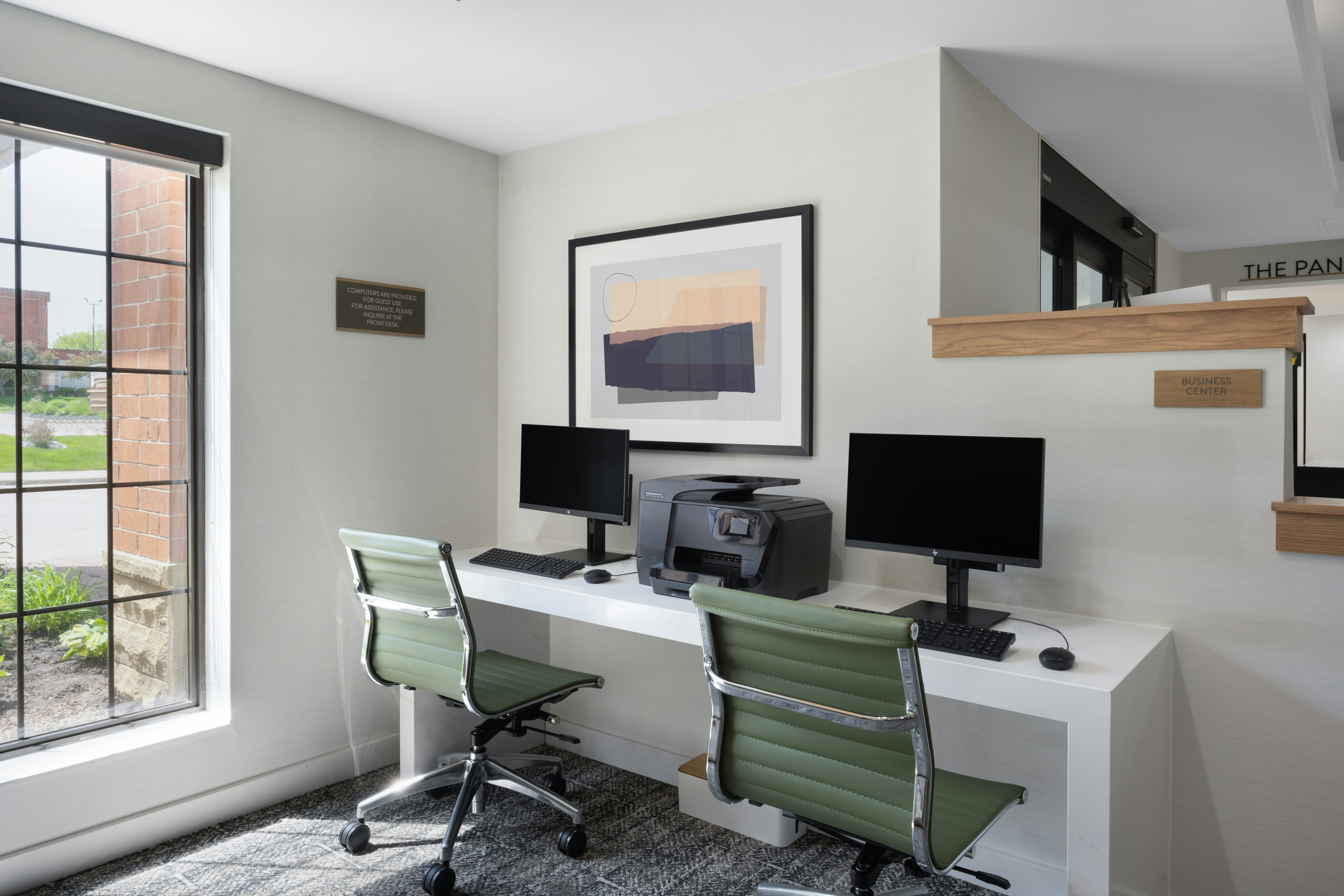 Staybridge Suites West Des Moines 68/76