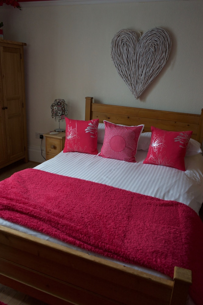 Cartref Guest House 3/50