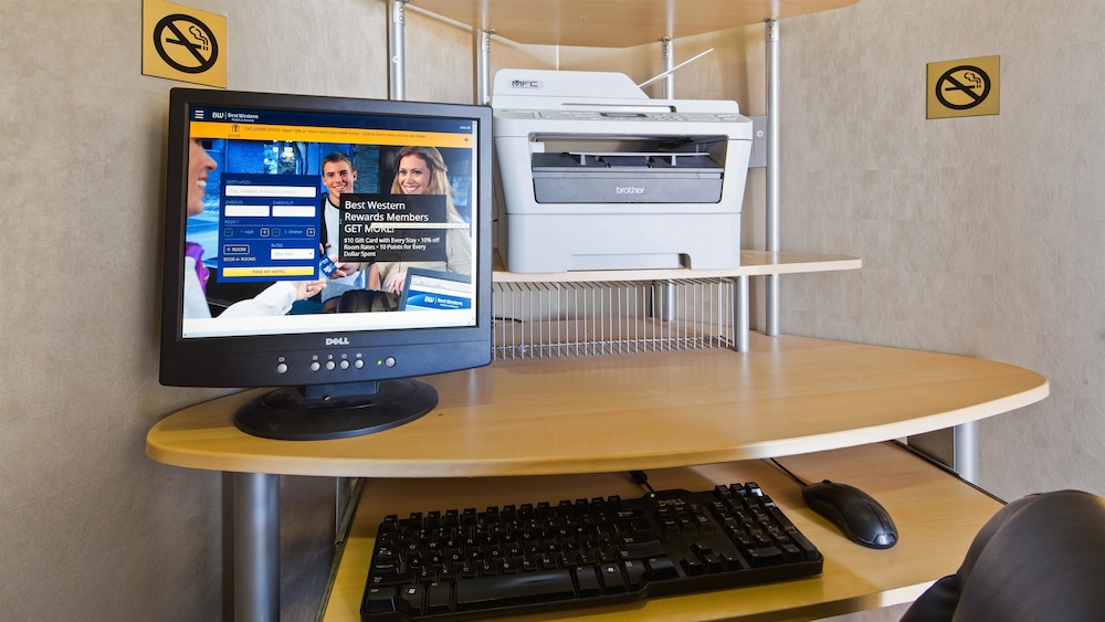 SURESTAY PLUS HOTEL BY BEST WESTERN QUANAH 14/28
