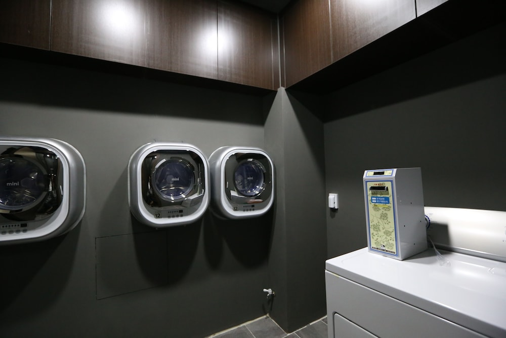 Philstay Myeongdong Boutique Female 12/23