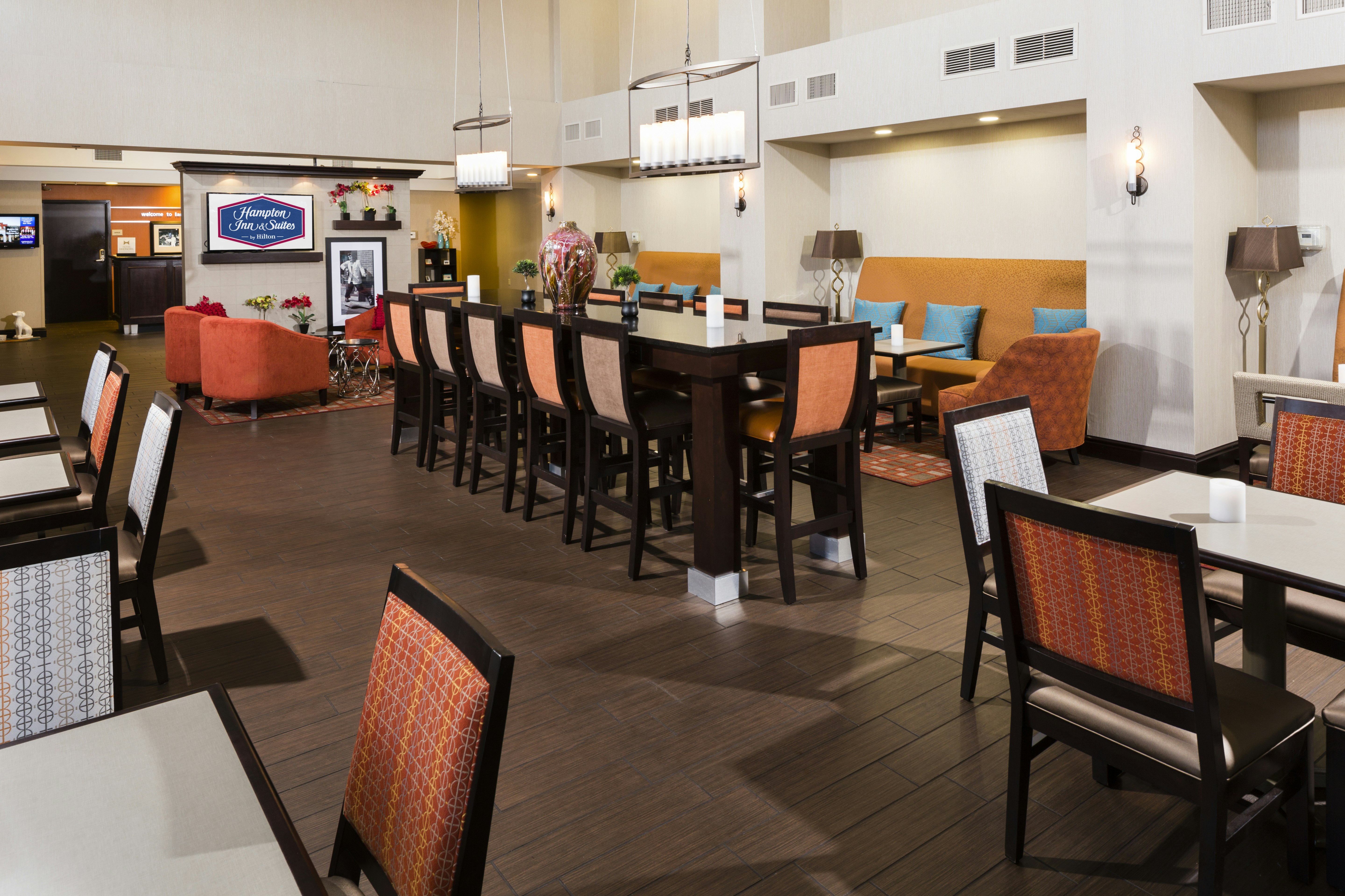Hampton Inn & Suites Las Vegas South 8/16