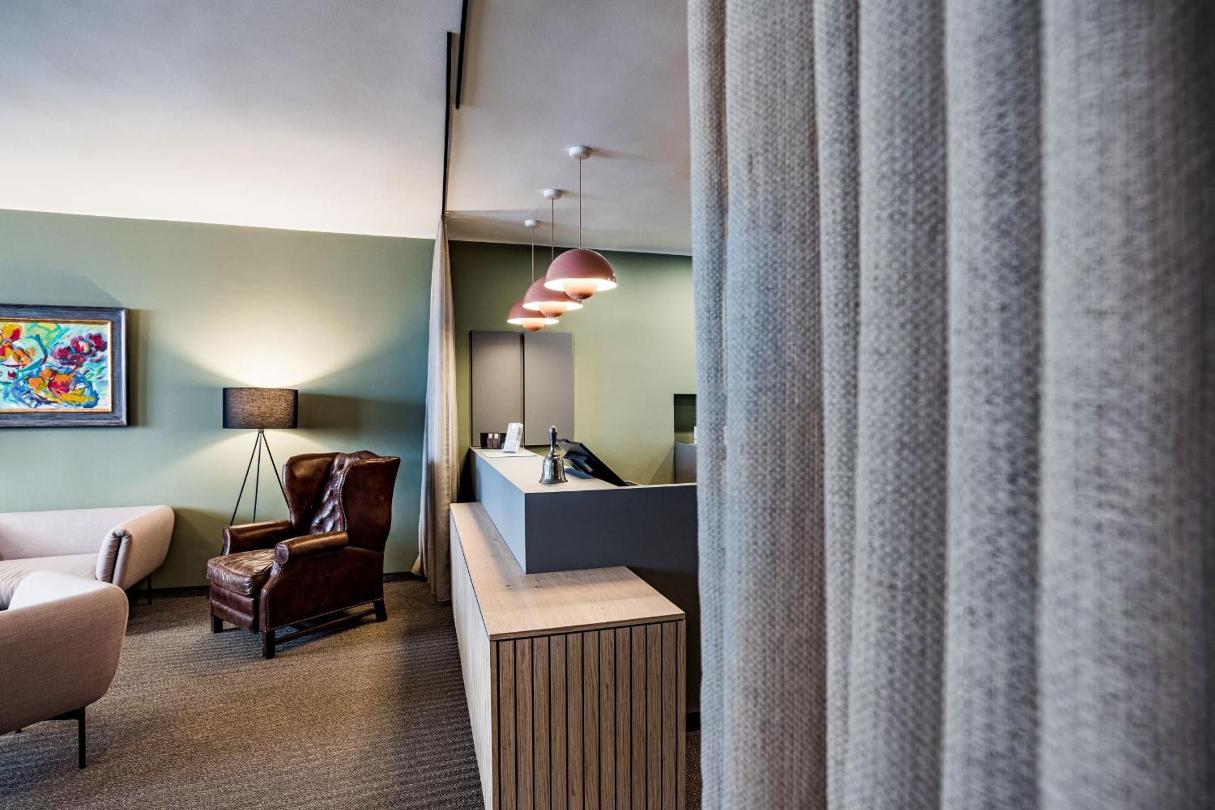 Altstadthotel Weisse Taube 55/64
